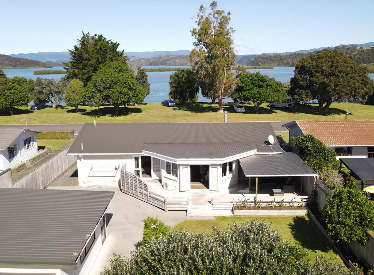 Vila The Great Escape, Luxury Waterfront, Hottub Whitianga Exteriér fotografie