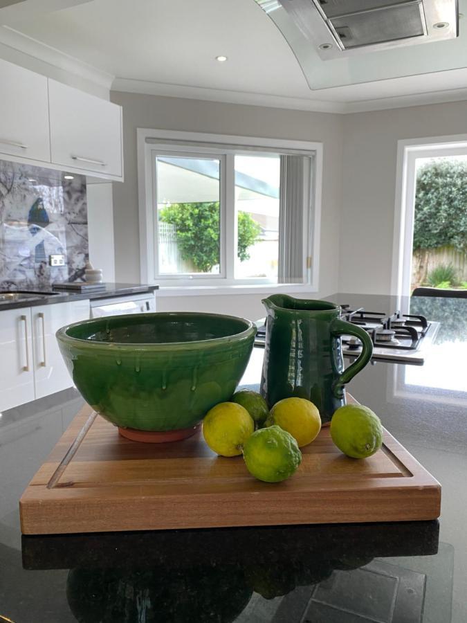 Vila The Great Escape, Luxury Waterfront, Hottub Whitianga Exteriér fotografie