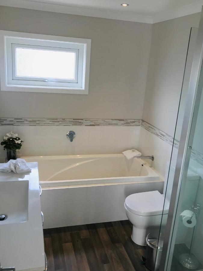 Vila The Great Escape, Luxury Waterfront, Hottub Whitianga Exteriér fotografie